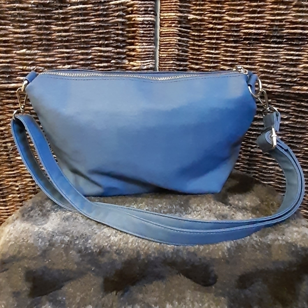 Bebe 90s Y2K Blue Crossbody Bag Strap Convertible Shoulder Handbag Boho Blue - Picture 2 of 13